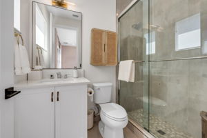 Guest Bath 2