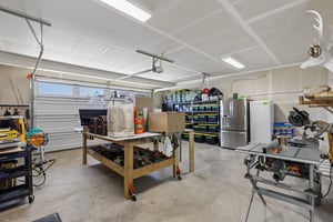 E 9th St-S3004-101.jpg