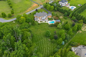  Photo 129