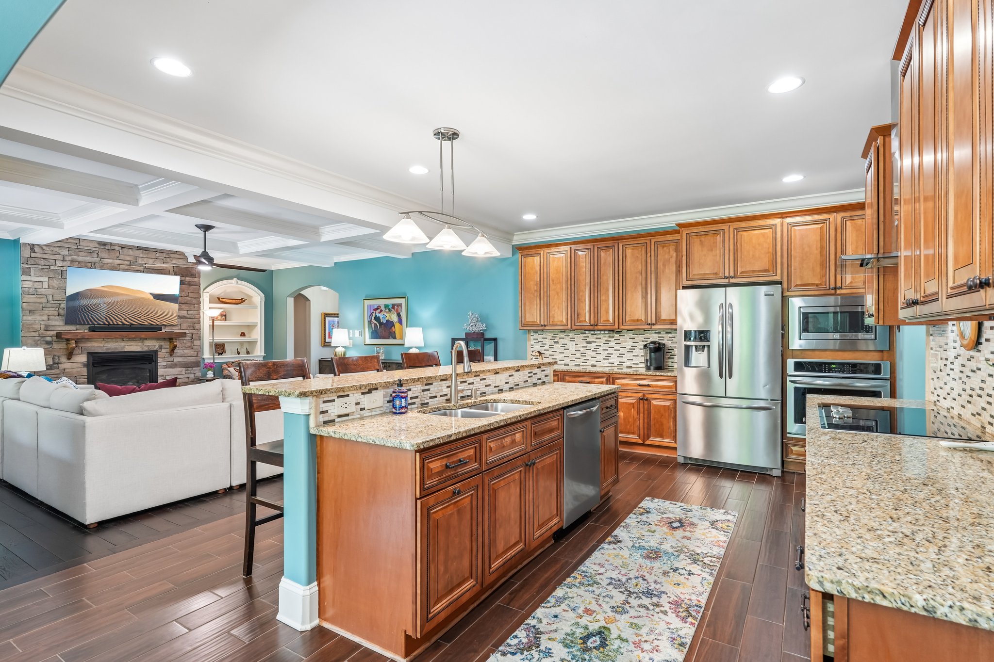 Eaton Rd-S1405-017.jpg