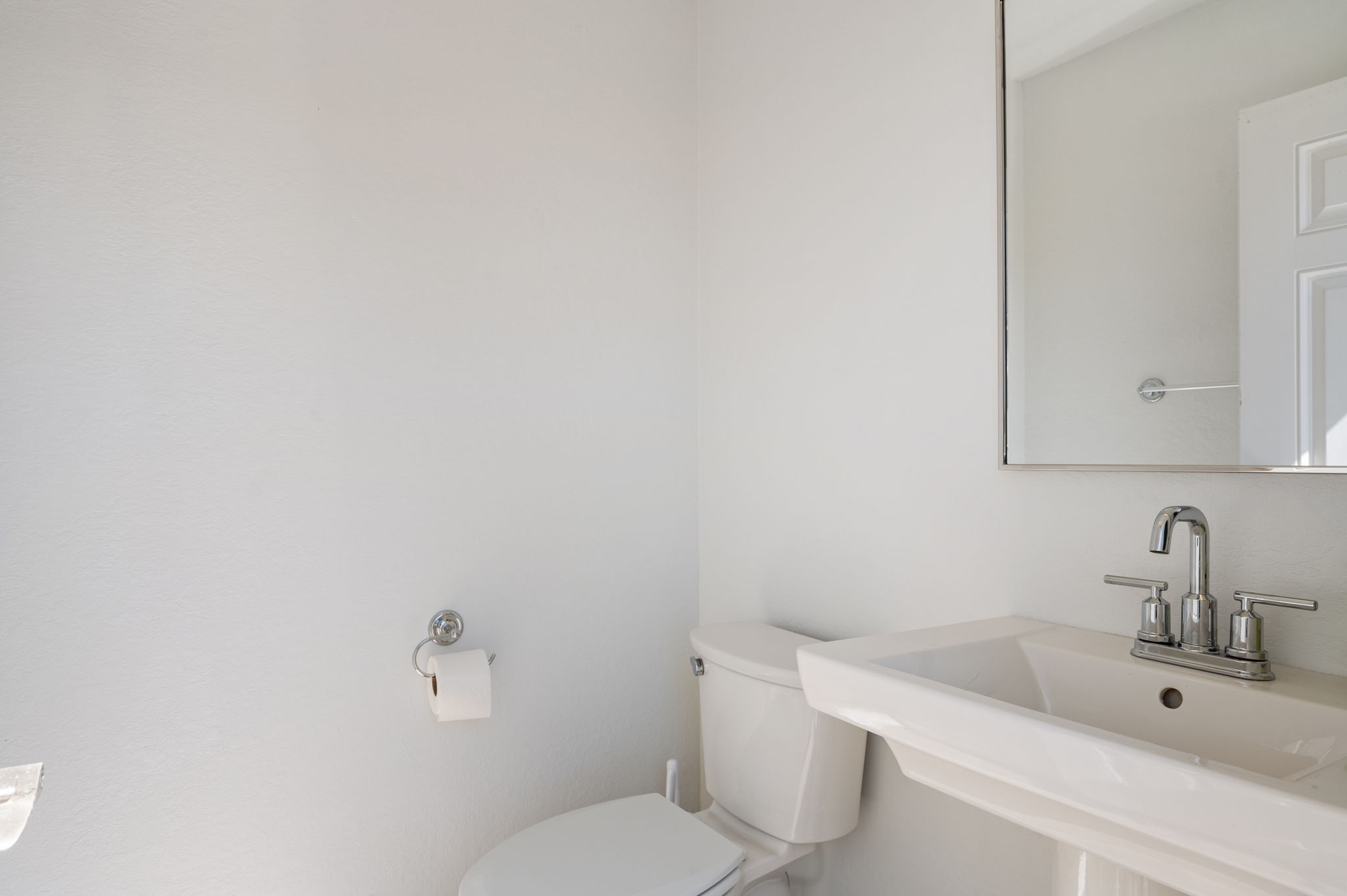 2032 Martins Point Rd | Private Pool - Pool House Restroom