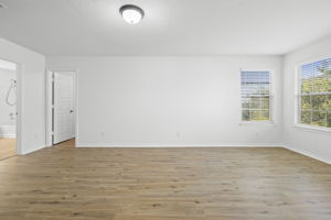  Photo 37