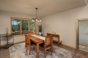 08-Dining Room