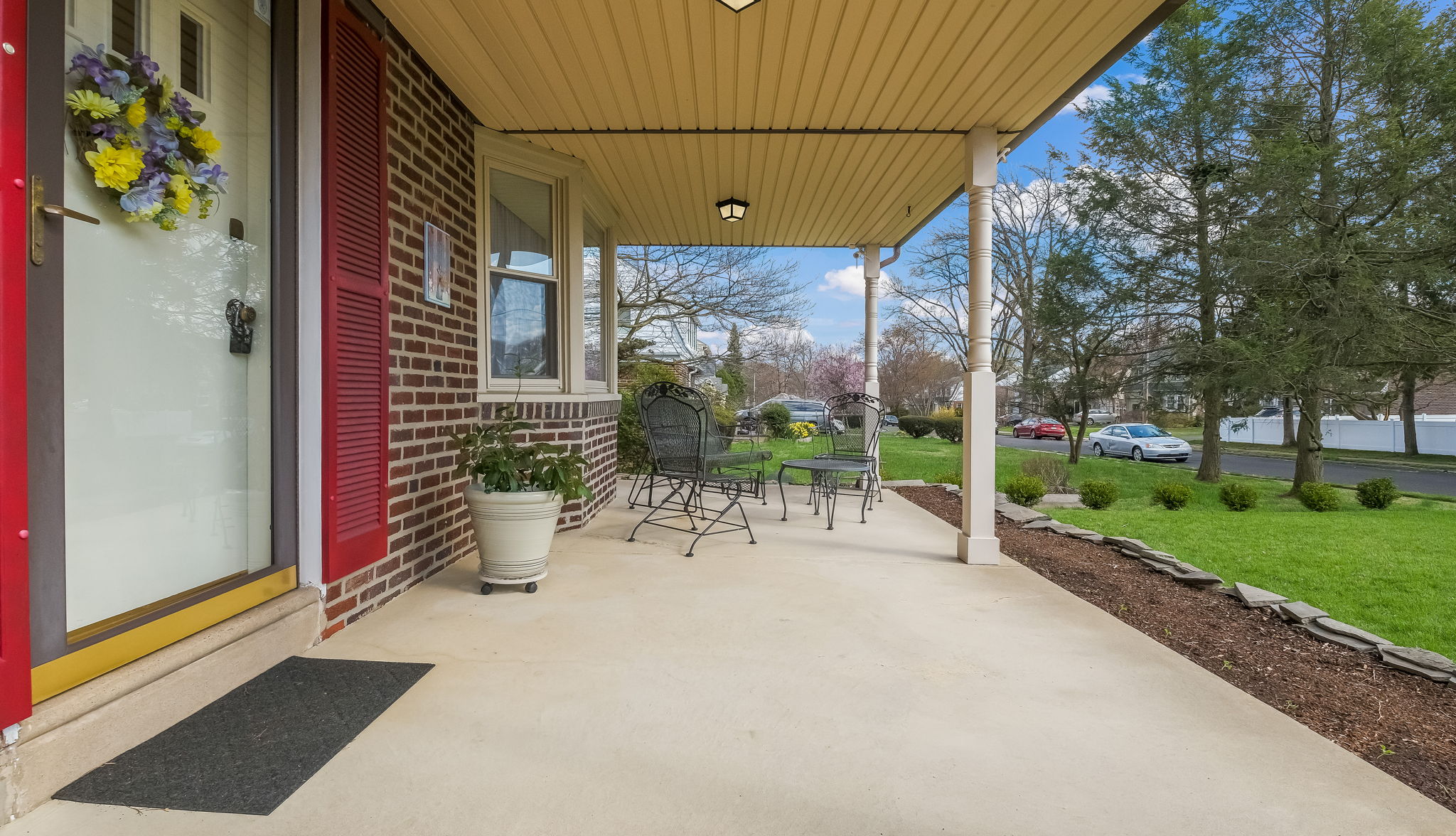 2033 Maplewood Ave, Abington, PA 19001 Bright House Photo