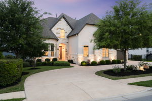  Photo 0
