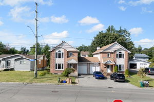  Photo 0