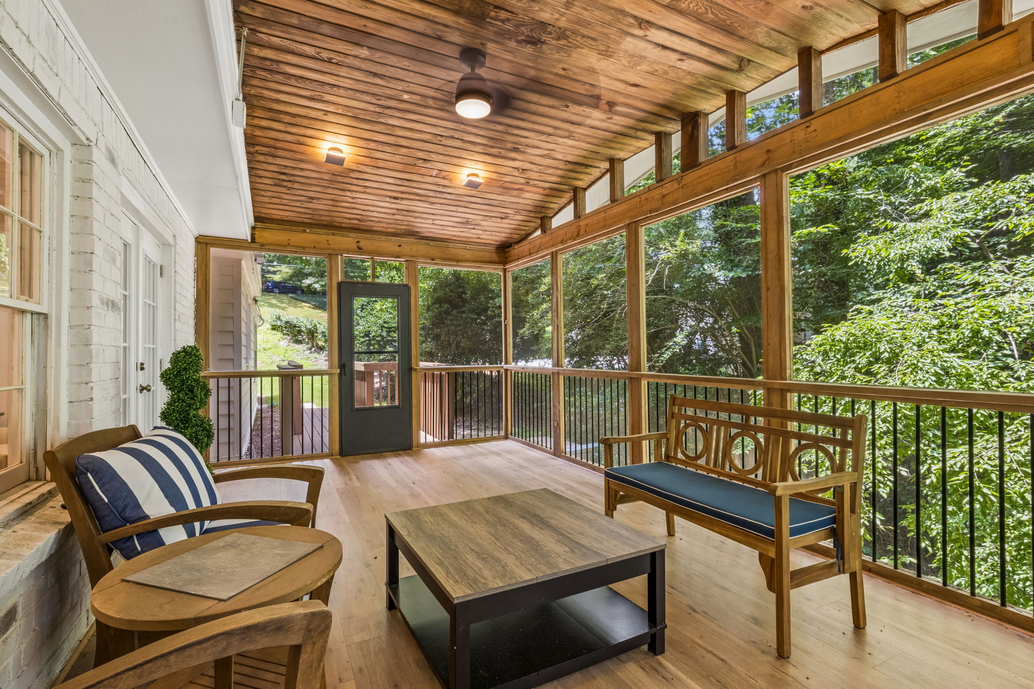 Screened-in Balcony