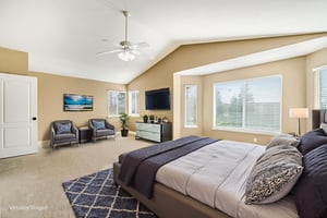 DSC03792_3_4_6 virtually staged.jpeg