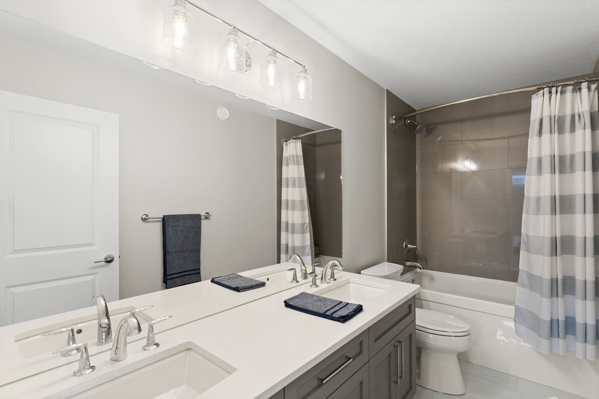 20348 29 Ave-QuikSell-39