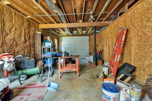  Photo 36