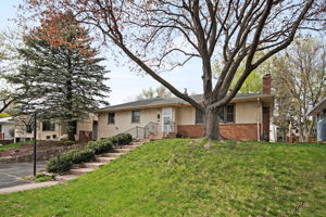  2035 California Ave E, Saint Paul, MN 55119, US Photo 2