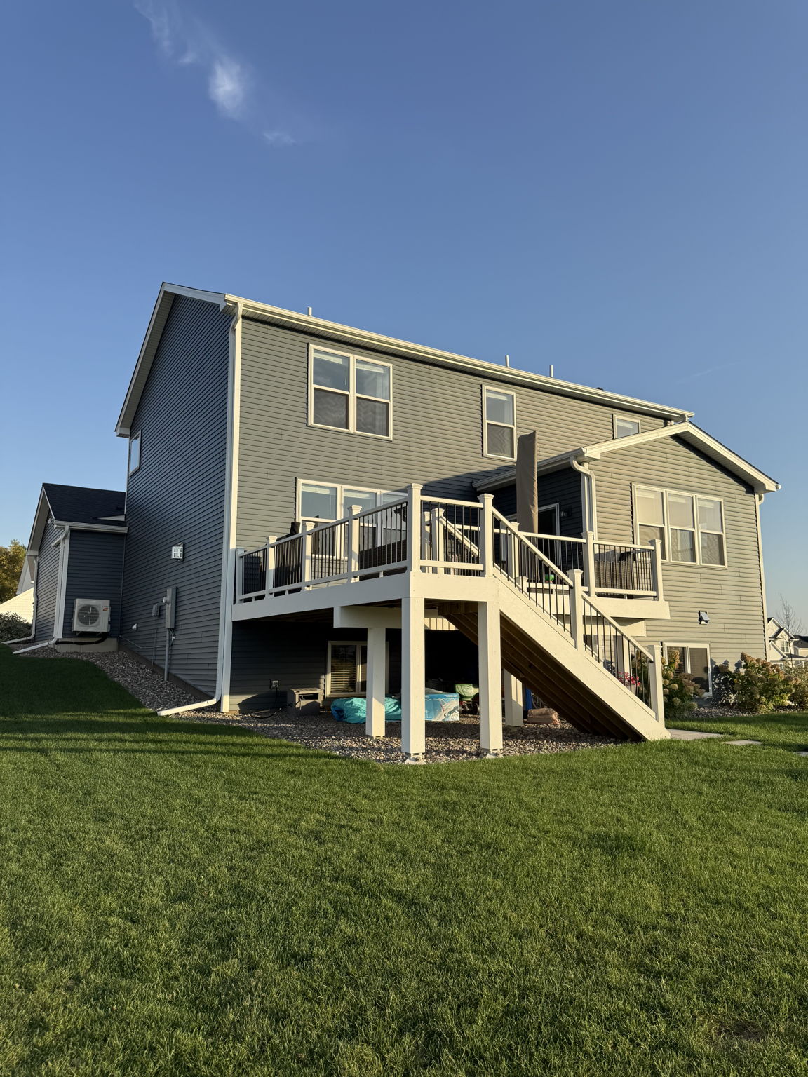  Photo 46