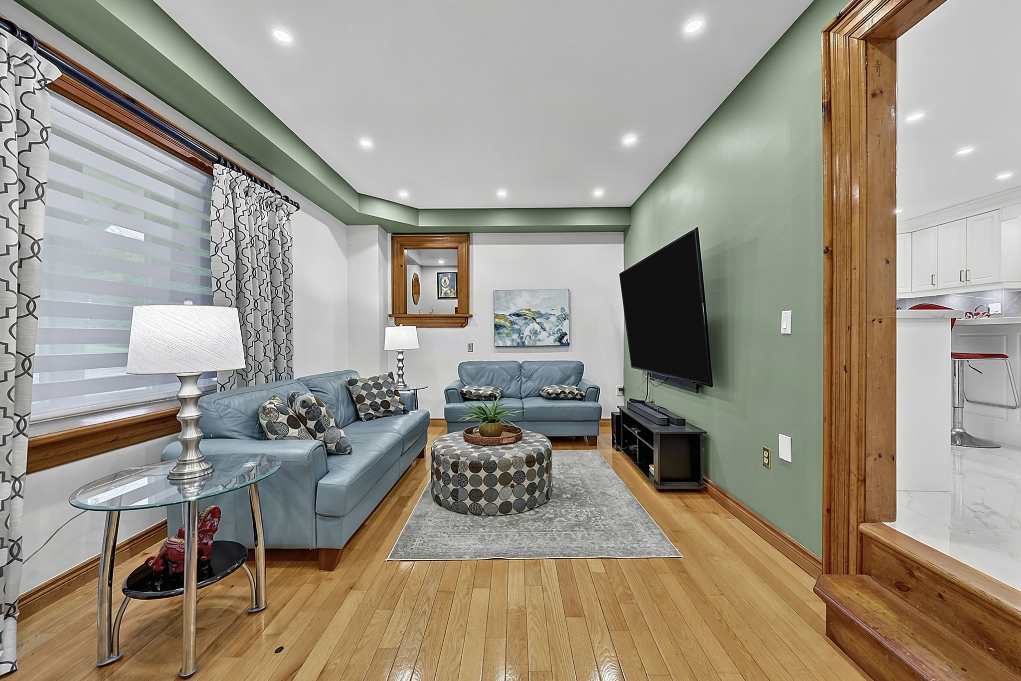  Photo 35