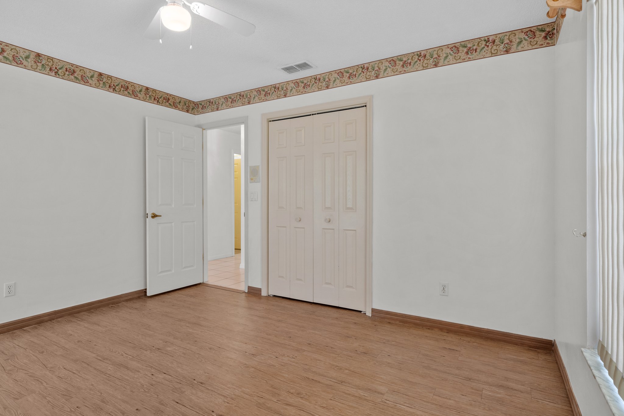 2037 Finland Dr, Spring Hill, FL 34609, USA Photo 28