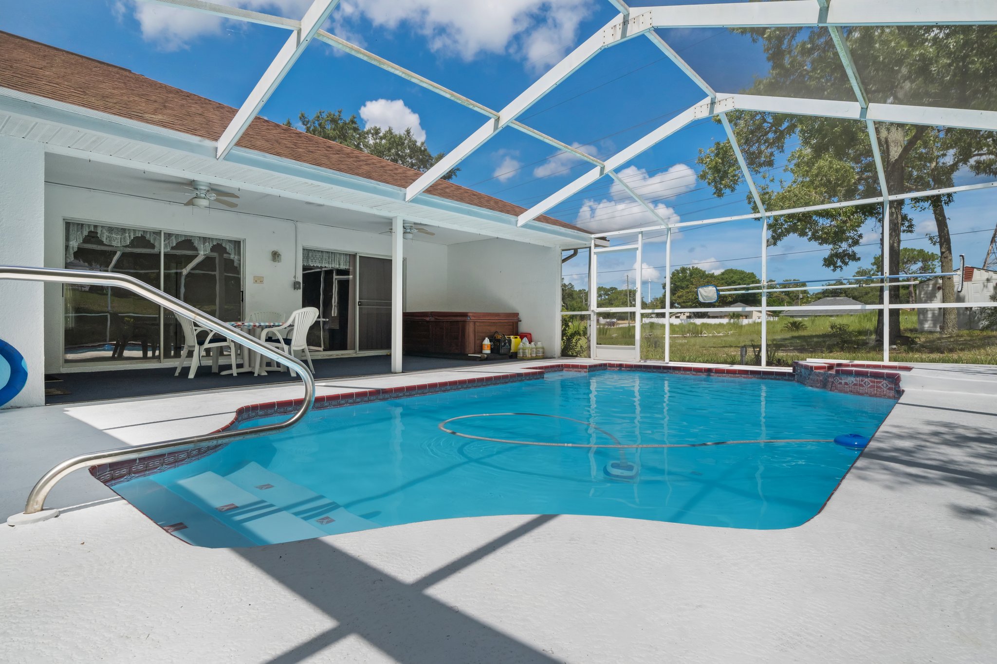 2037 Finland Dr, Spring Hill, FL 34609, USA Photo 36