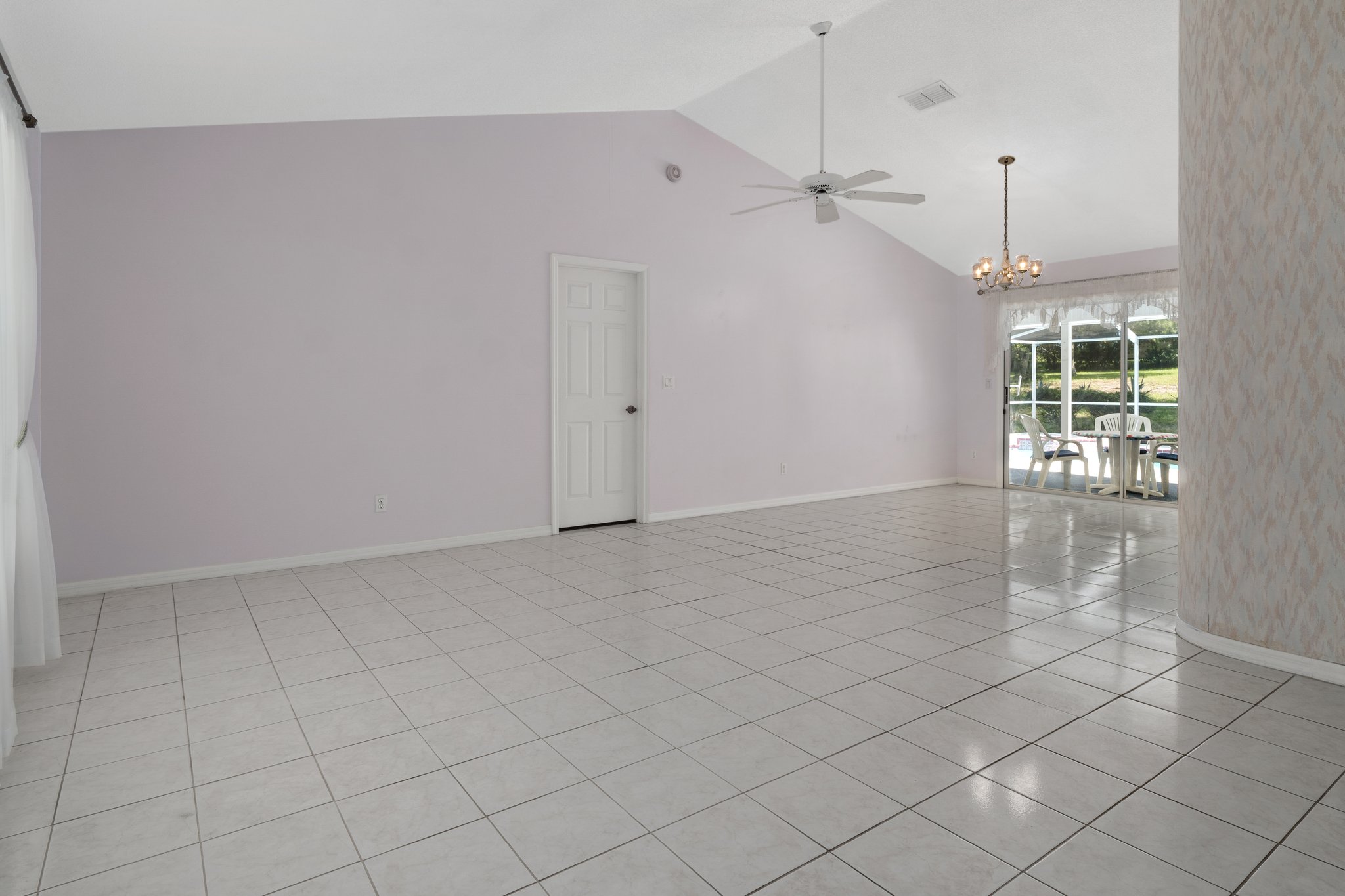 2037 Finland Dr, Spring Hill, FL 34609, USA Photo 4