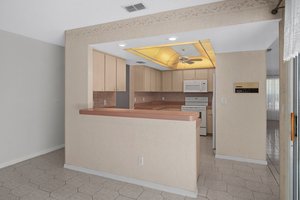 2037 Finland Dr, Spring Hill, FL 34609, USA Photo 7