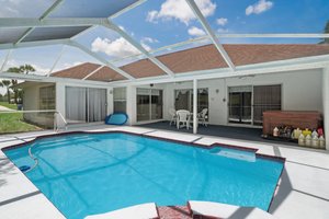 2037 Finland Dr, Spring Hill, FL 34609, USA Photo 34