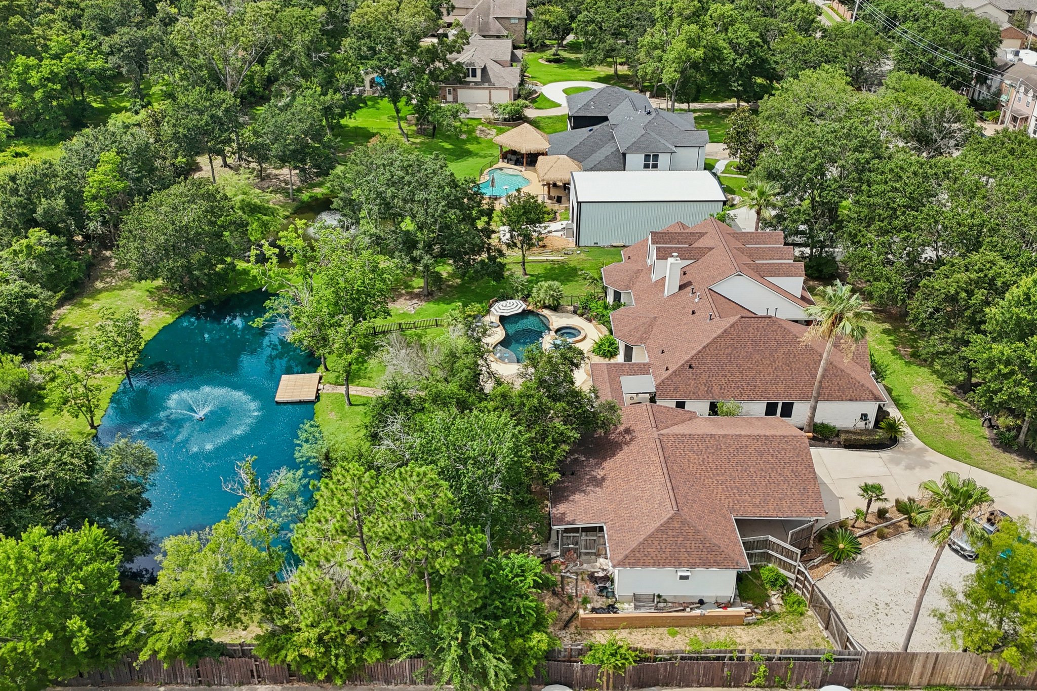 Lakeside Dr-L0206-078.jpg