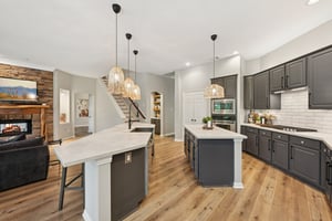 Lakeside Dr-L0206-022.jpg