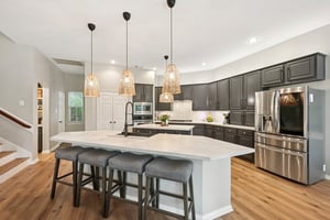 Lakeside Dr-L0206-023.jpg