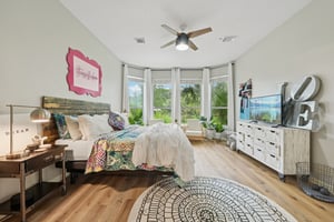 Lakeside Dr-L0206-029.jpg
