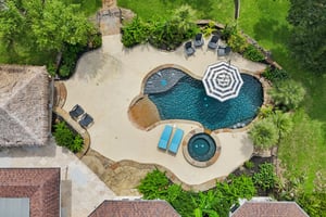 Lakeside Dr-L0206-075.jpg