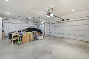 036_F8_2037 Newton Dr