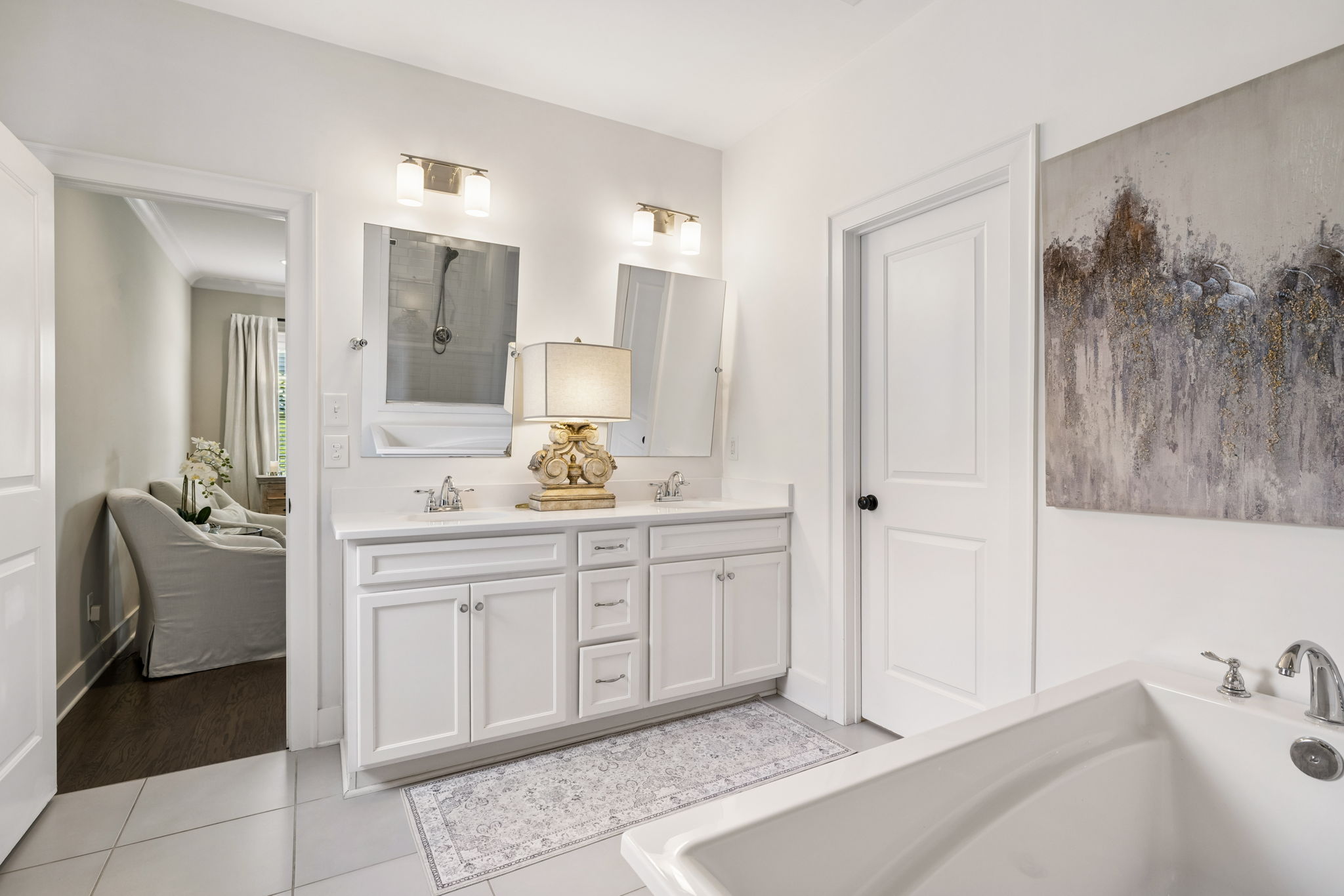  Photo 51