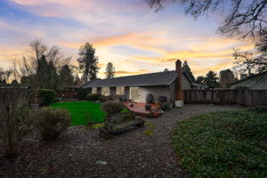 SW Blaine Ct - VT-002