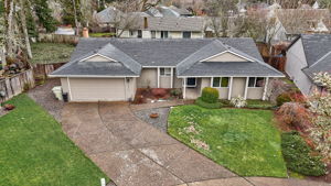 SW Blaine Ct-060