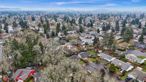 SW Blaine Ct-050