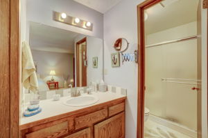 SW Blaine Ct-030