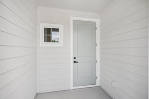 Lou Angela Ln-S0410-005.jpg