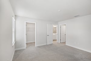 Lou Angela Ln-S0410-020.jpg