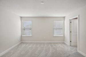 Lou Angela Ln-S0410-022.jpg