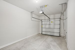 Lou Angela Ln-S0410-034.jpg