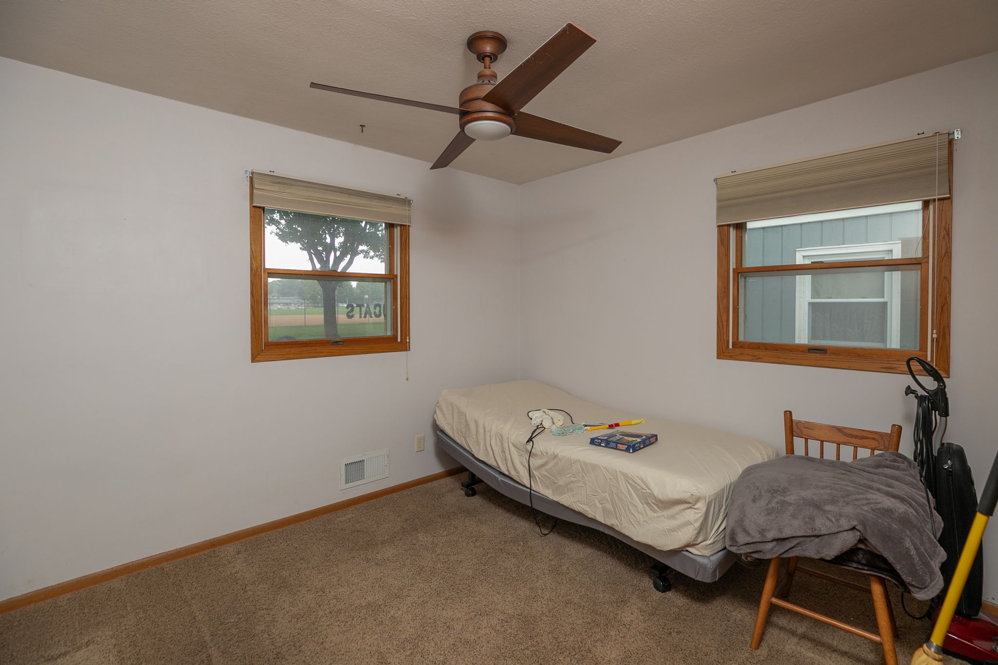 16-Bedroom