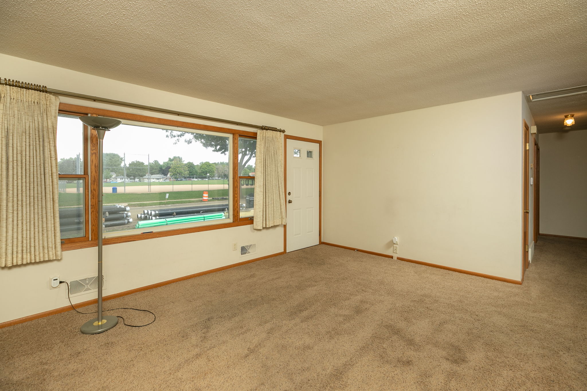 03-Living Room