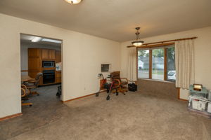 07-Dining Room