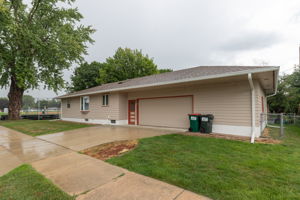32-Garage