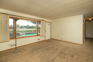 03-Living Room
