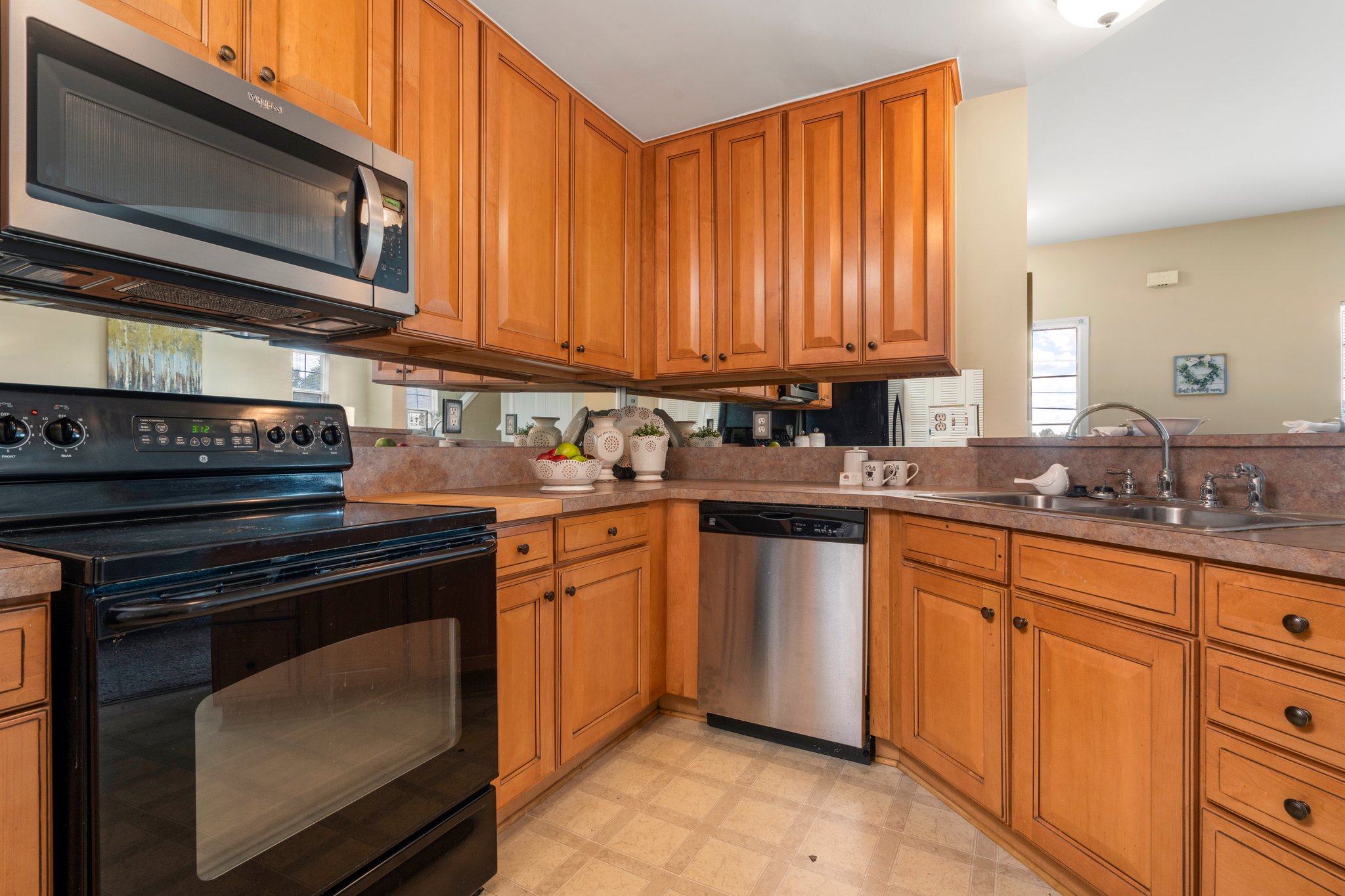 2038 Cloverly Ln, Ann Arbor, MI 48108, USA Photo 3