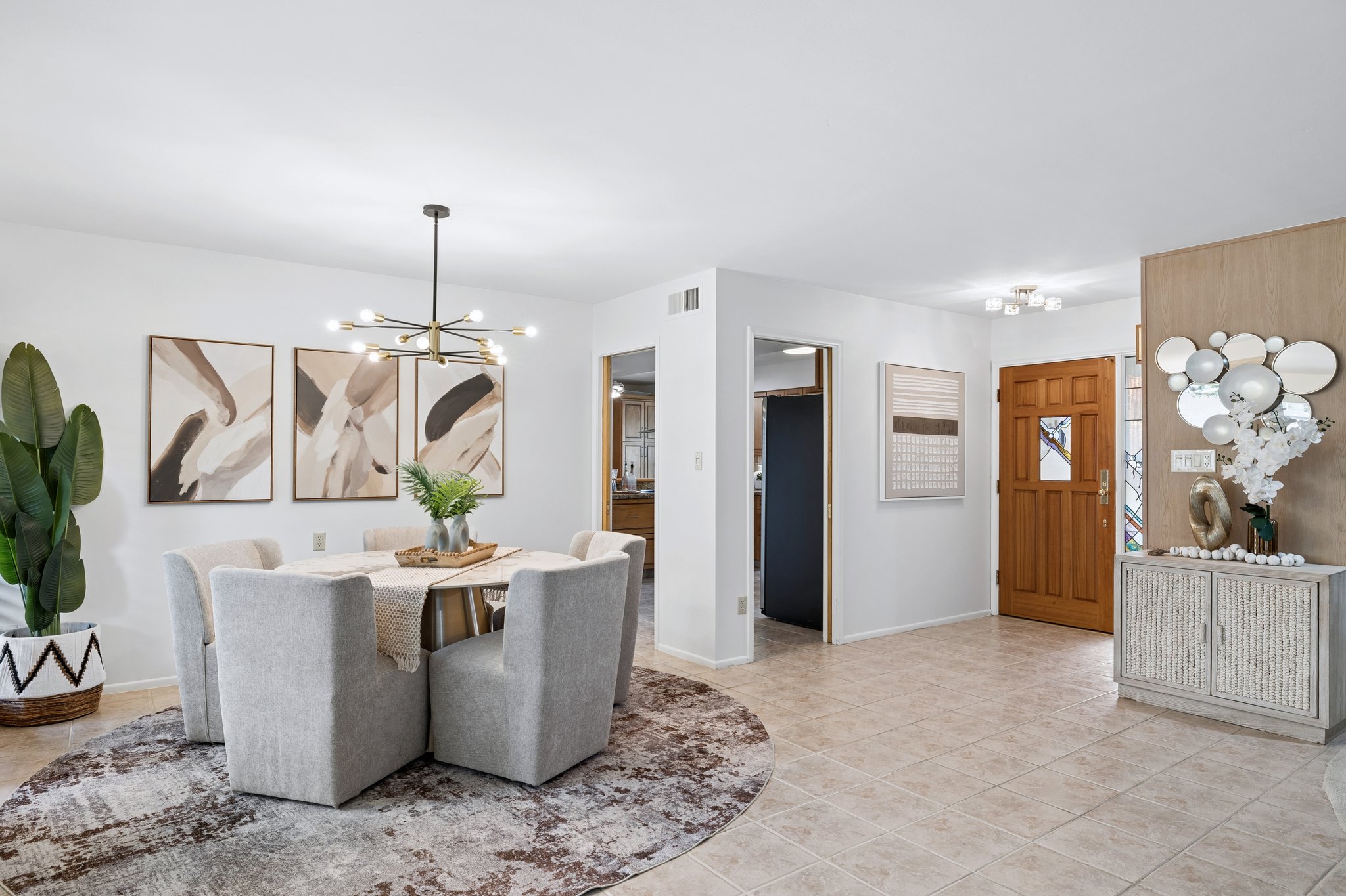 2038 E Solano Dr - 014.jpg