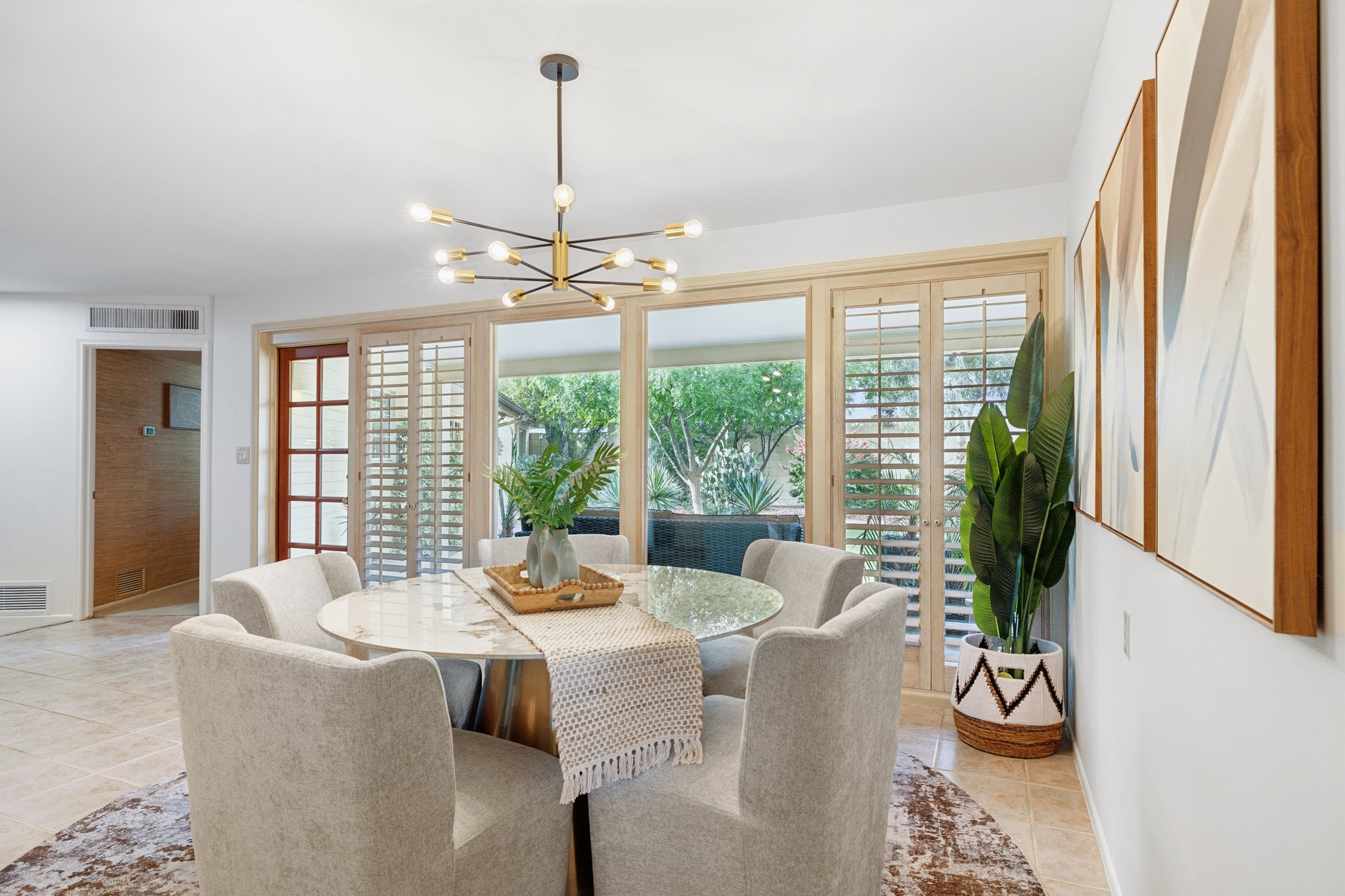 2038 E Solano Dr - 015.jpg