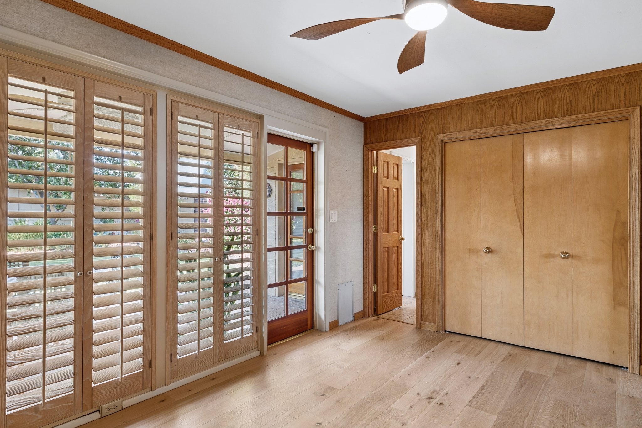 2038 E Solano Dr - 025.jpg