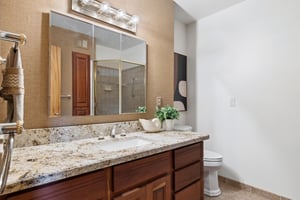 2038 E Solano Dr - 029.jpg