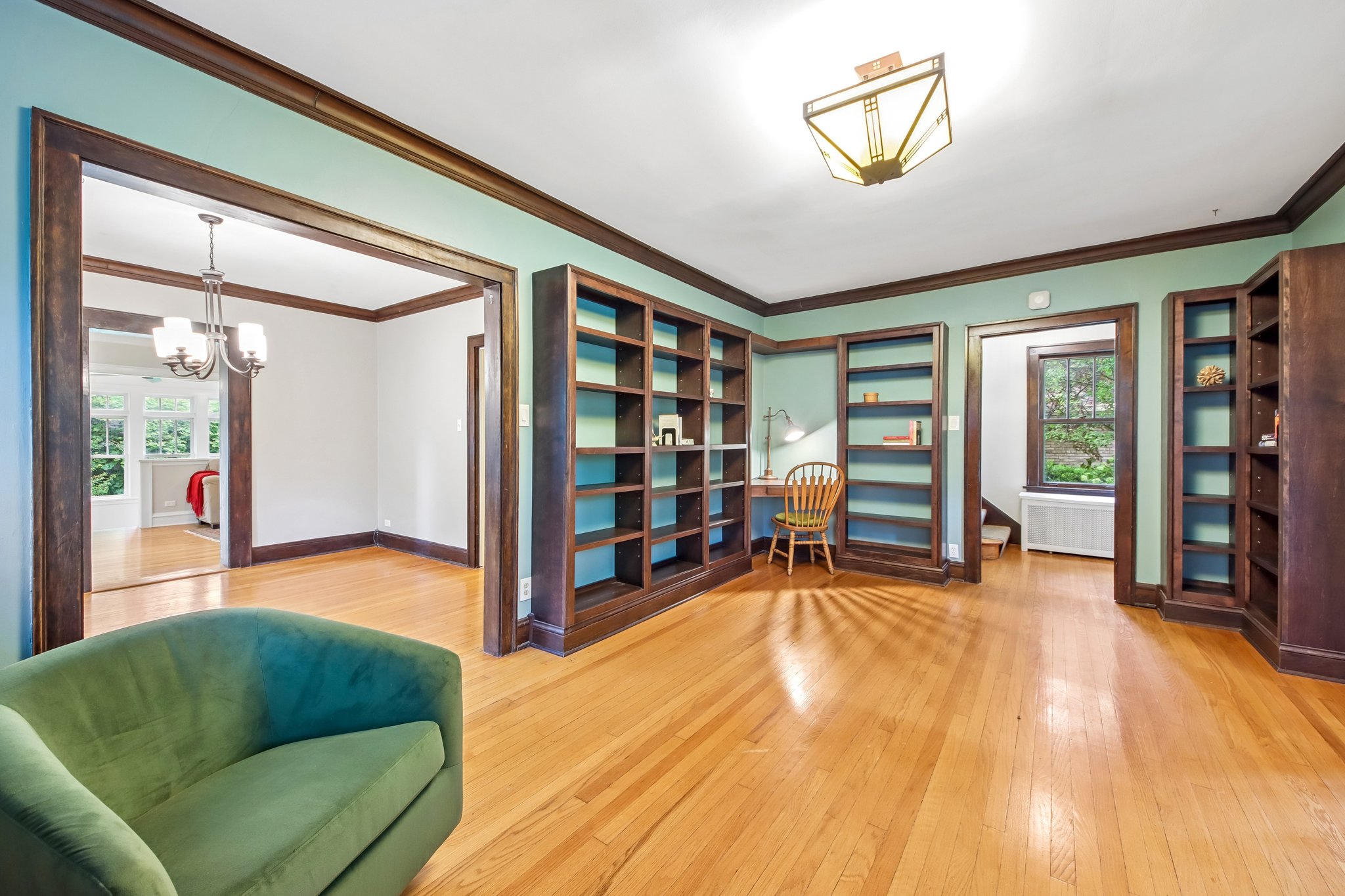 Hawthorne Ln-S1609-009.jpg