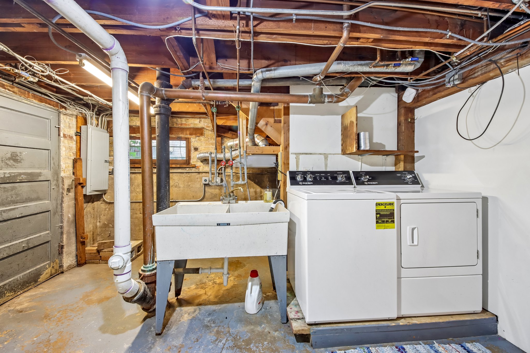 Hawthorne Ln-S1609-048.jpg