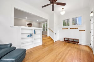 Hawthorne Ln-S1609-019.jpg